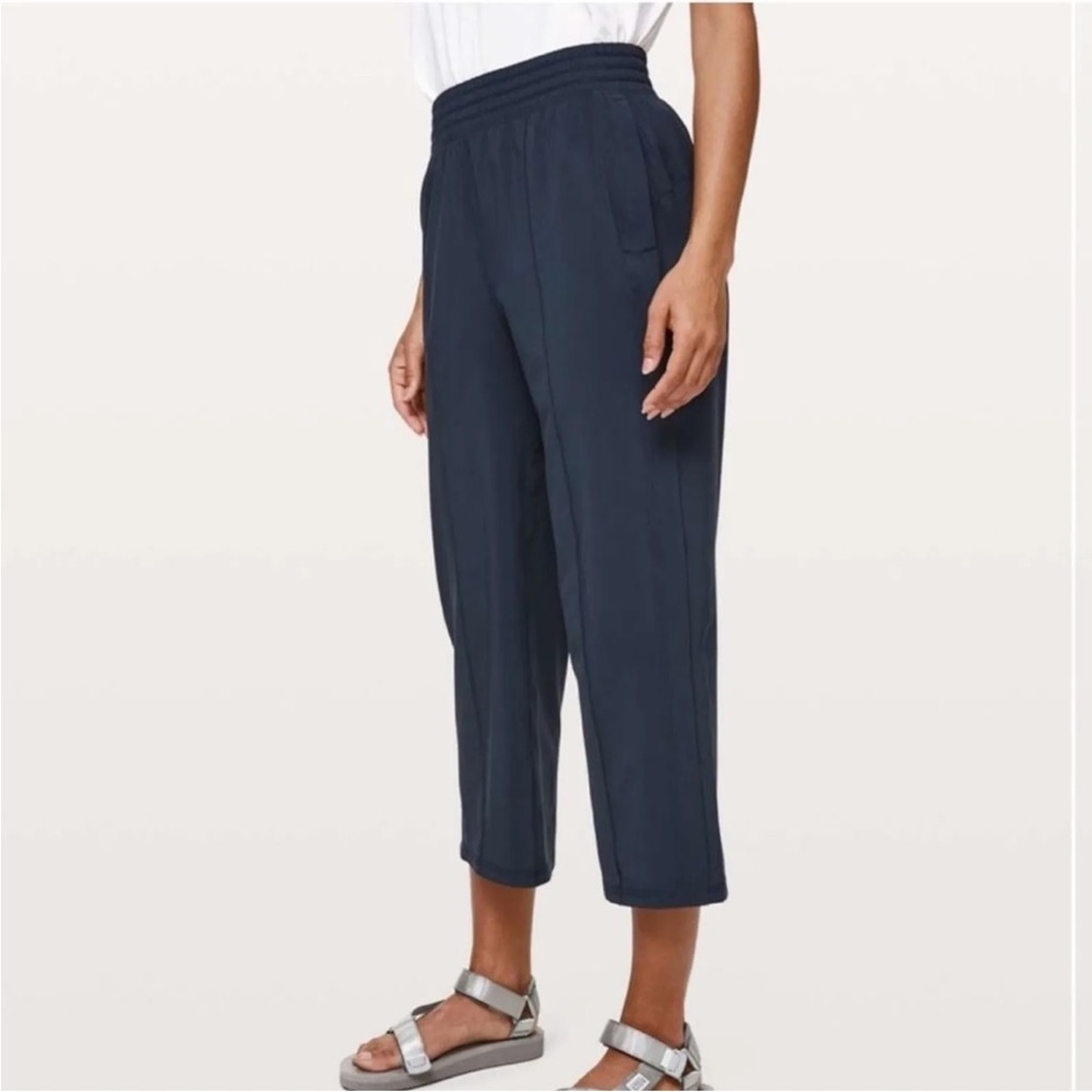 Lululemon Wanderer Crop
